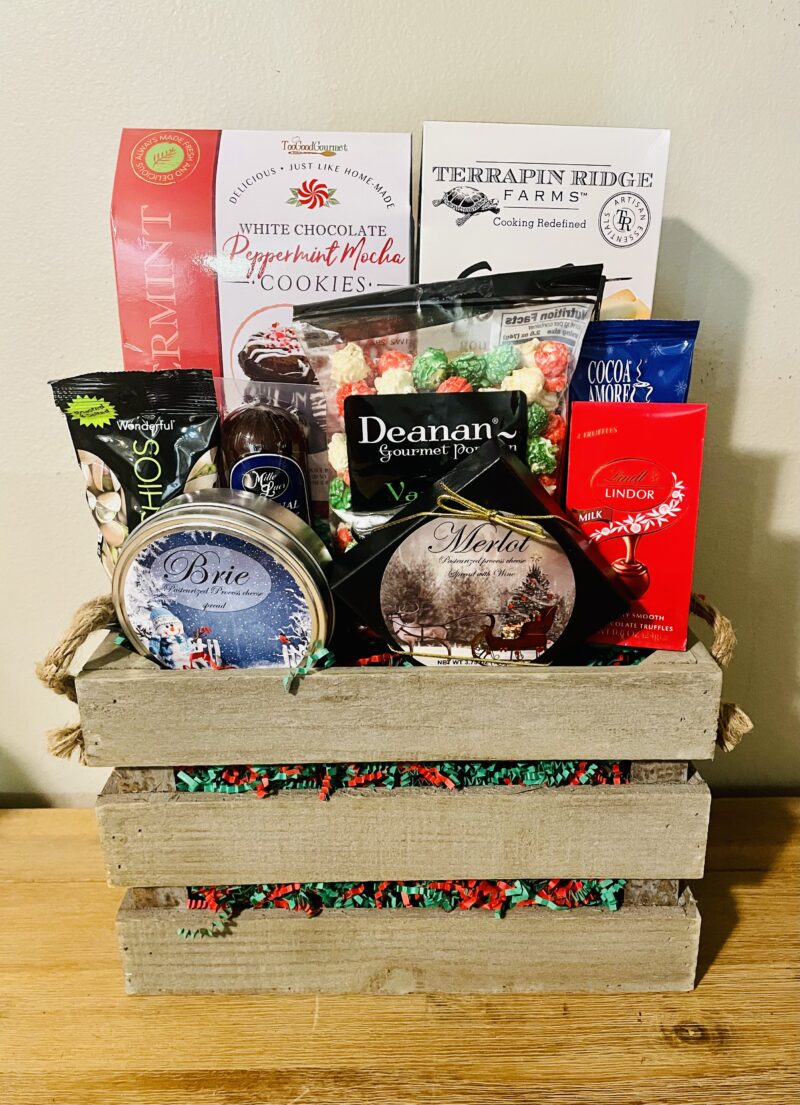 Holiday Cheese and Snack Crate